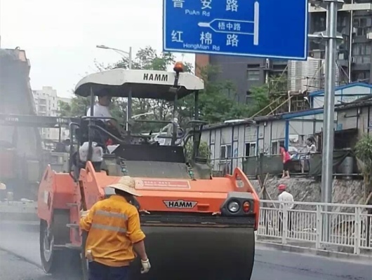 吾中路沥青工程