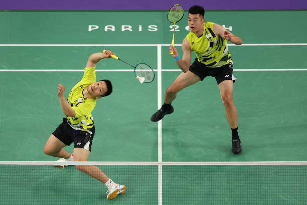 羽毛球单打战术全攻略：5种经典打法让你比赛游刃有余