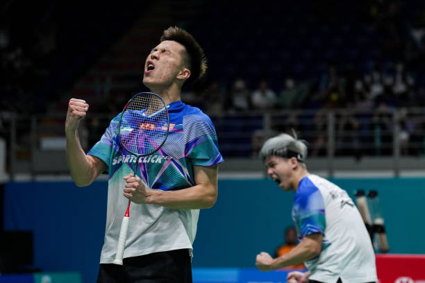 专业选手VS业余爱好者：羽毛球磅数选择大不同