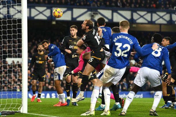 球王马拉多纳为那不勒斯带来了哪些辉煌成就？