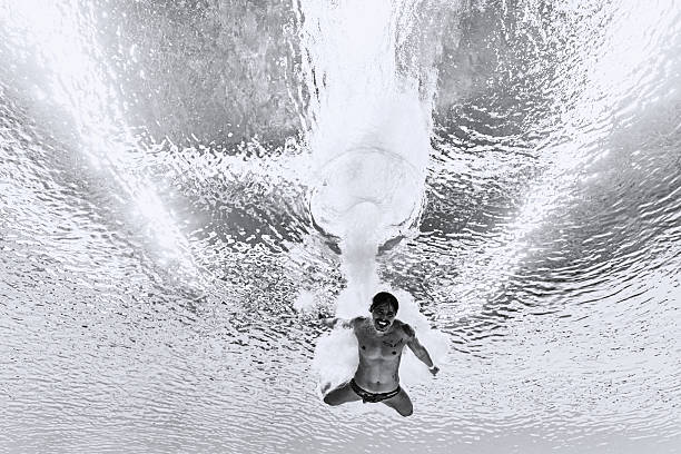 想知道伏明霞几岁了吗？她的故事比年龄更精彩